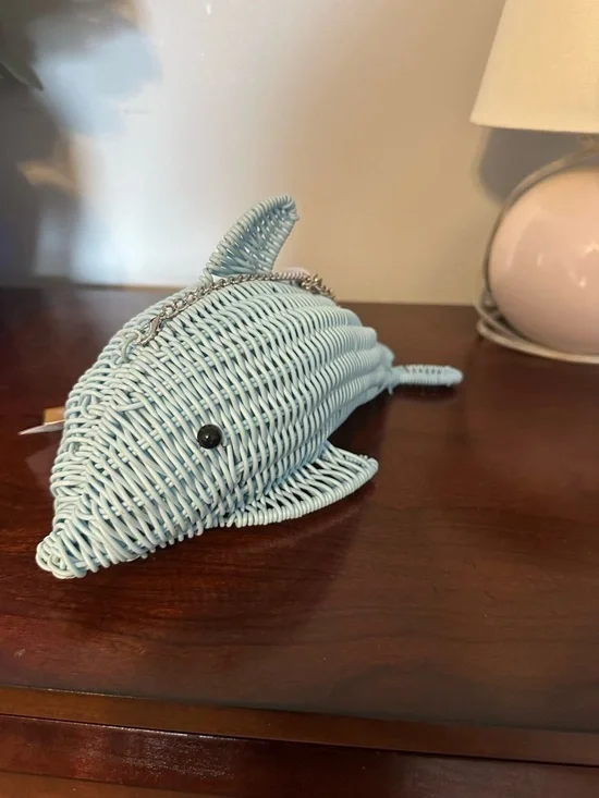 Nwt Tommy bahama wicker dolphin bag - Picture 2 of 9